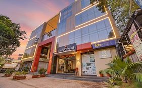 Fabhotel Regent Inn - Nr Skywalk Bridge